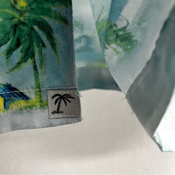 Trunks surf & Swim Co. mens palm Tree print Hawaiian Shirt Large - Picture 6 of 8